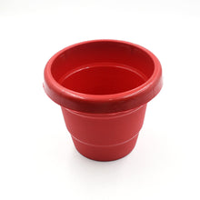 Heavy-duty 13 cm plant container, plastic, for home decor and outdoor balcony gardens.